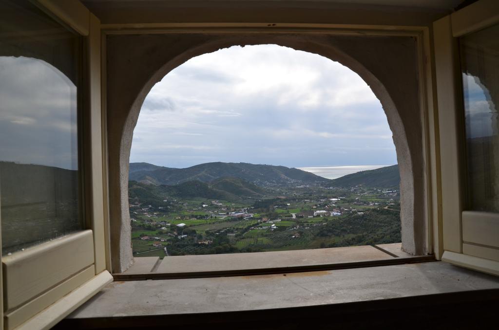Residenza Matarazzo E Le Sue Soffitte Apartamento Castellabate Exterior foto